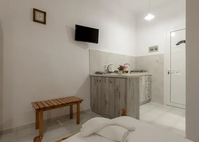 Appartement Anthi & *