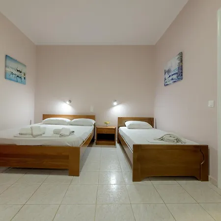 Anthi & Apartament *